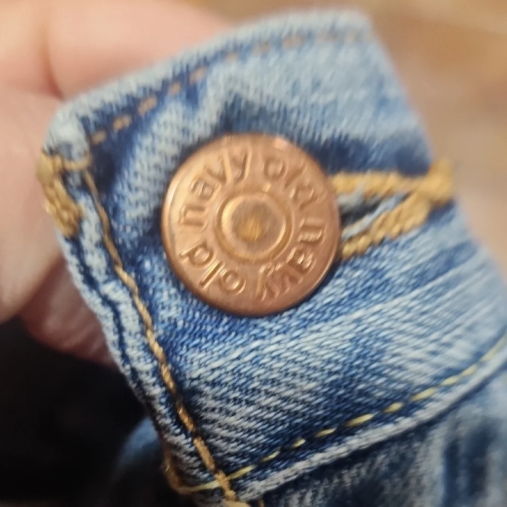 Old Navy The Flirt Bootcut Jeans - Picture 4 of 5